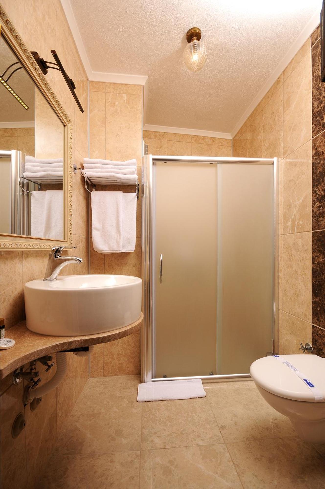 Edahan Hotel Biga Стая снимка