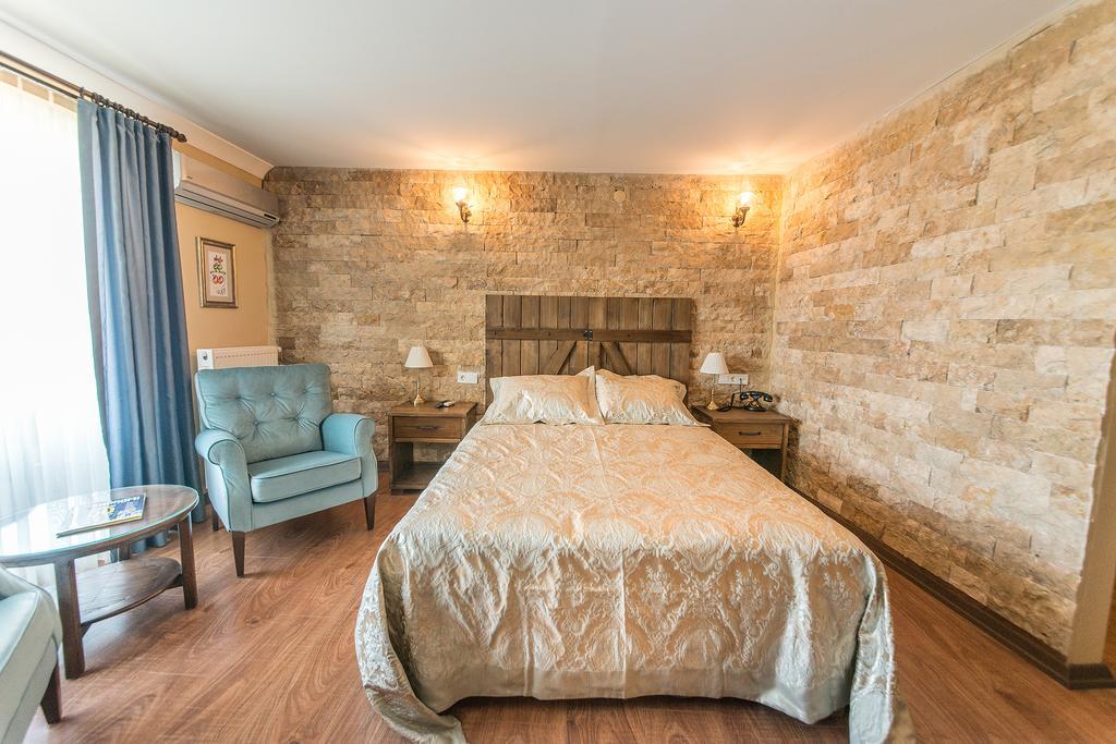 Edahan Hotel Biga Екстериор снимка