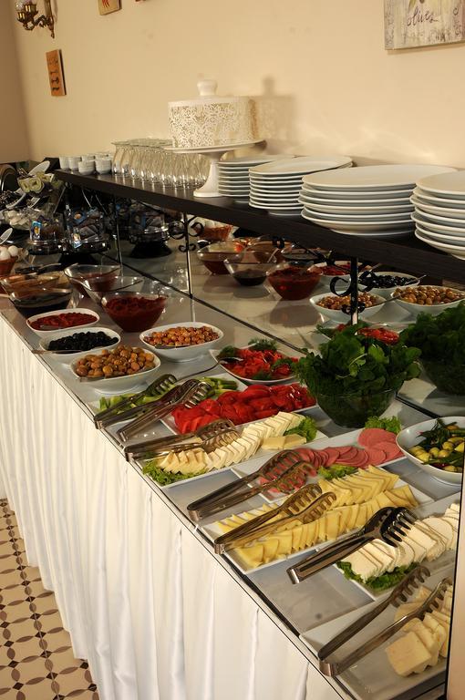Edahan Hotel Biga Екстериор снимка