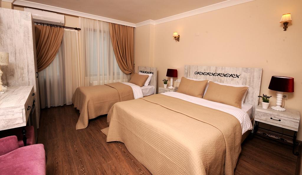 Edahan Hotel Biga Стая снимка